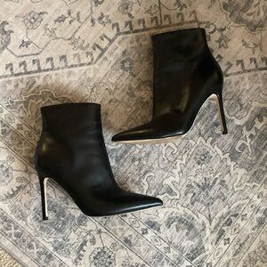 Nine West Farrah Black Leather Pointed Toe Ankle Boots Size 8